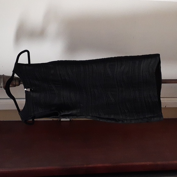 Gently used SZ S sleeveless Dress with stretch - Picture 4 of 4